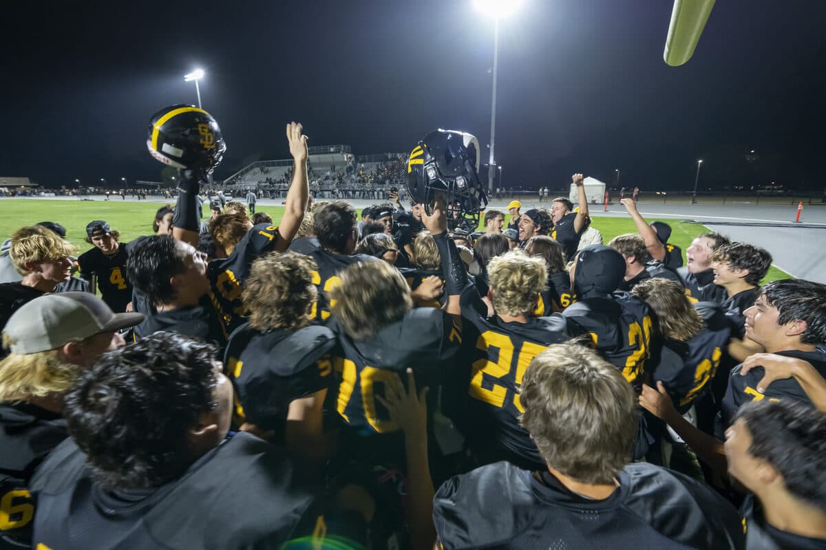 Football action photo 4