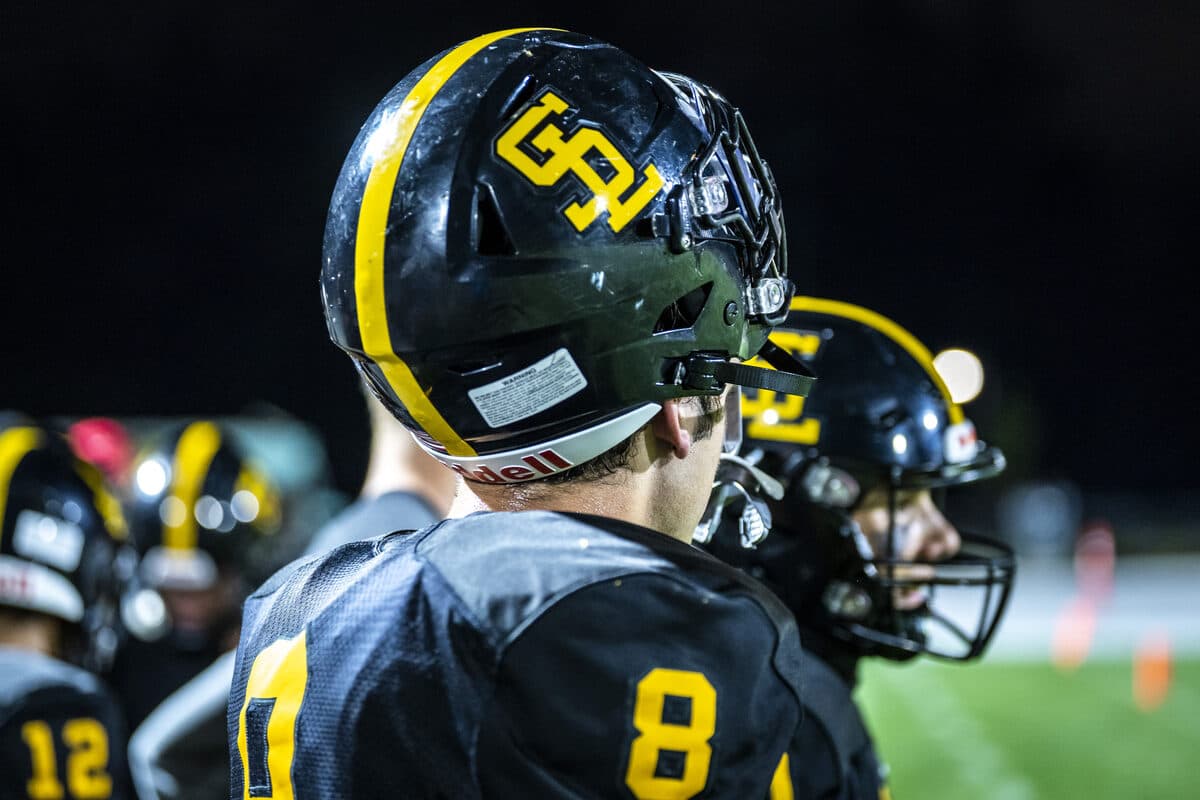 Football action photo 5